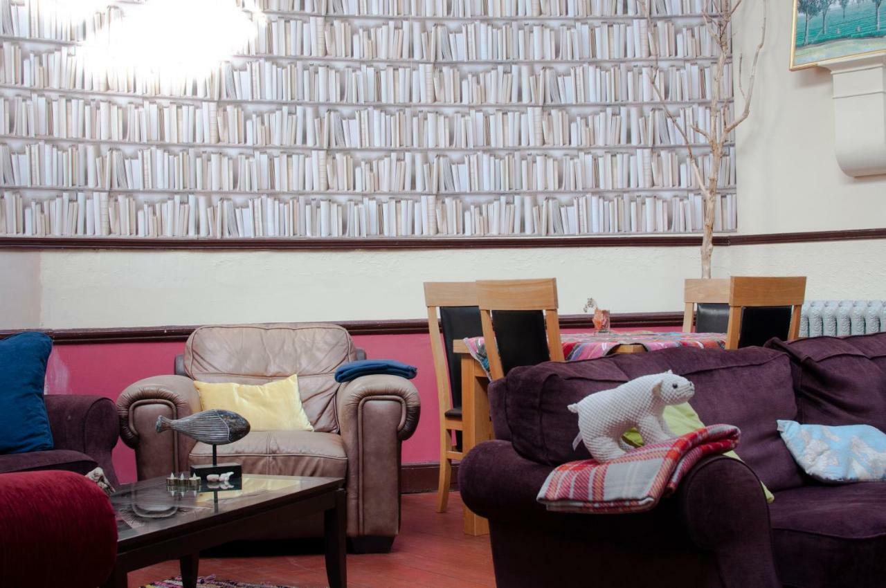 Murray Library Анстрътър Екстериор снимка